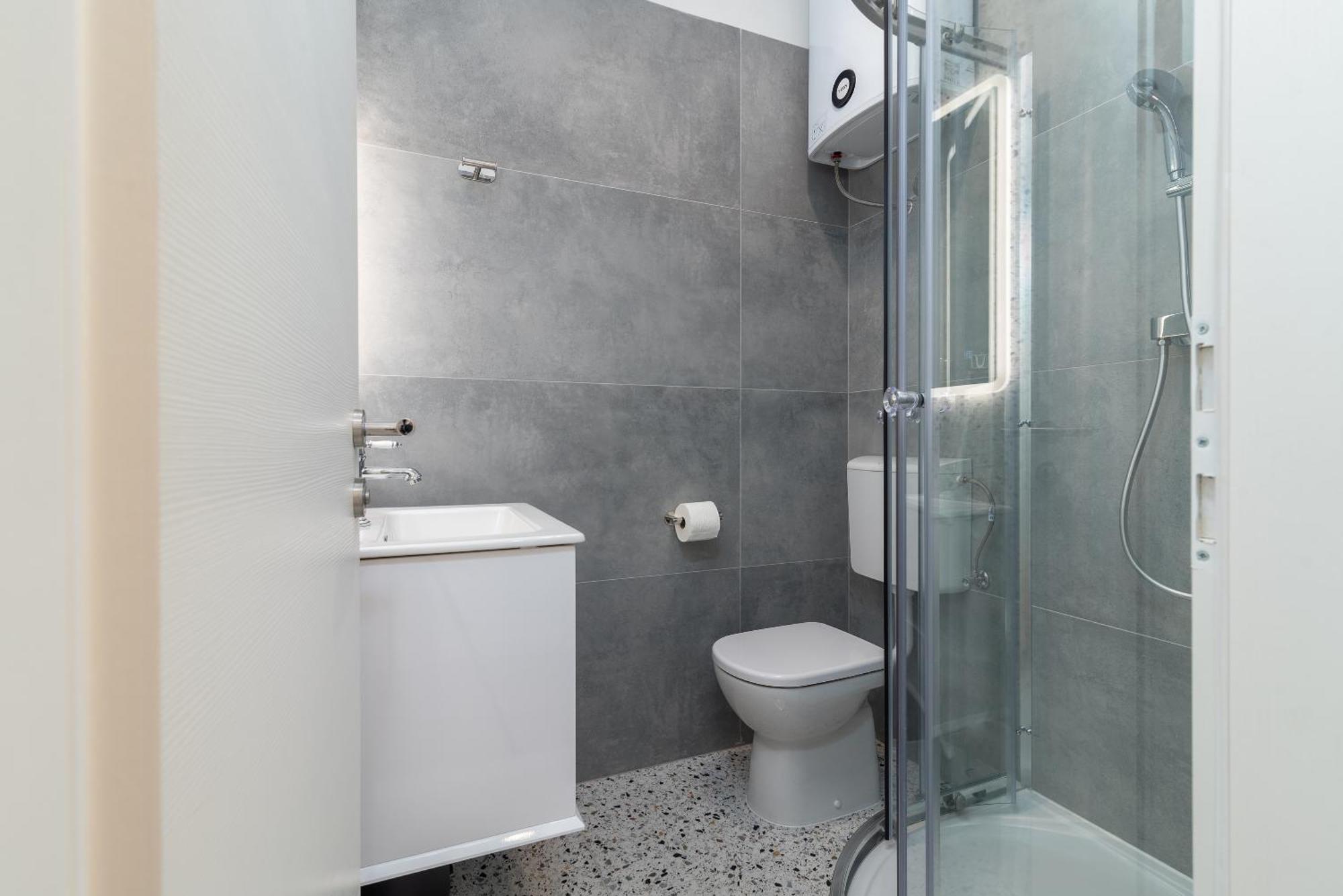 Sea View Apartment Karmen Jesenice  Buitenkant foto