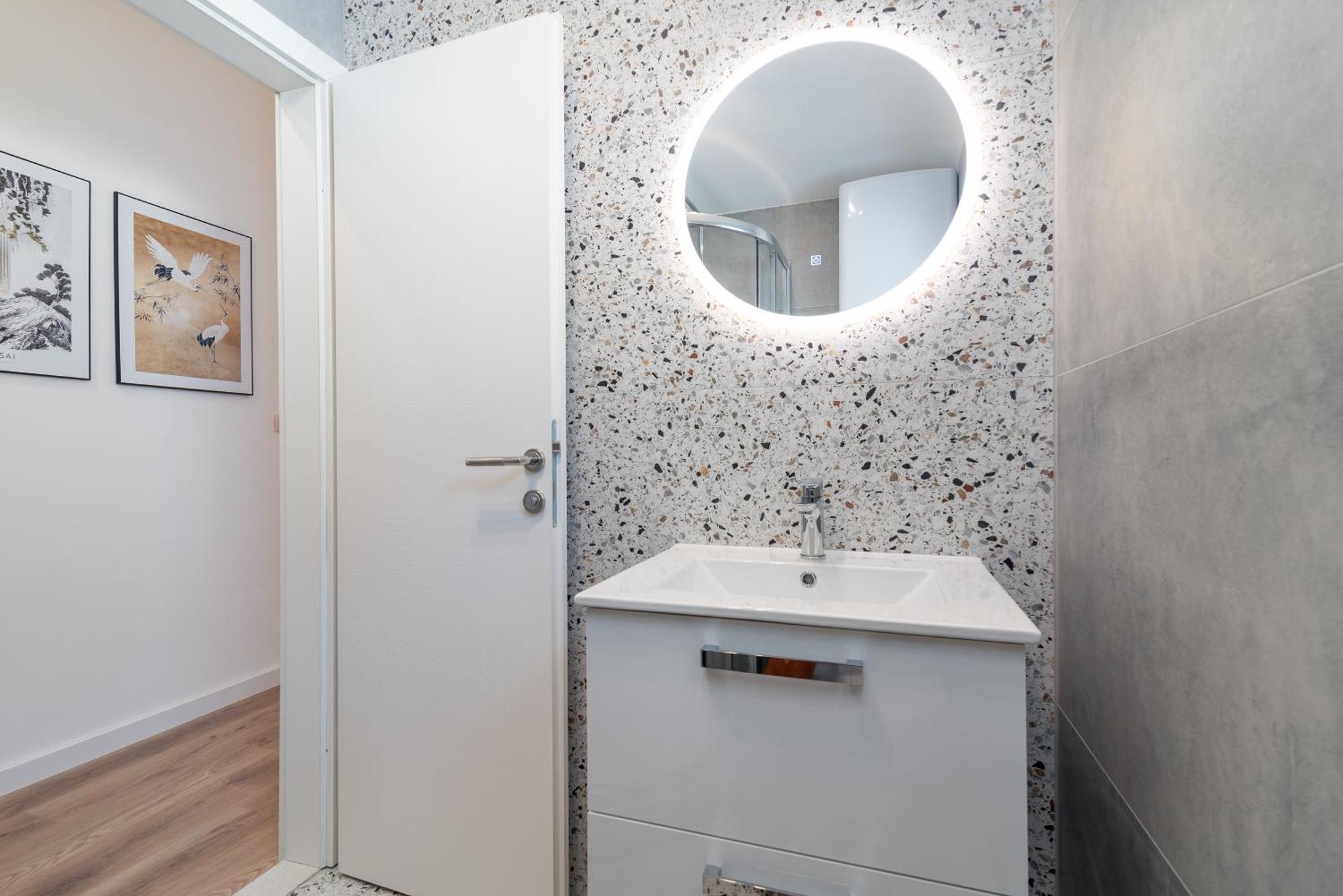 Sea View Apartment Karmen Jesenice  Buitenkant foto